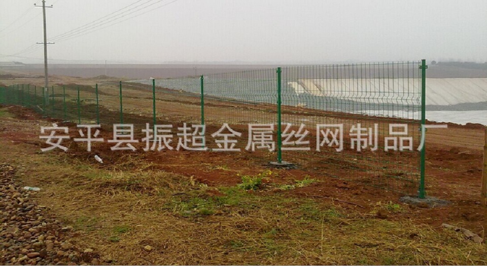鐵絲網圍網www.szalgfl.cn