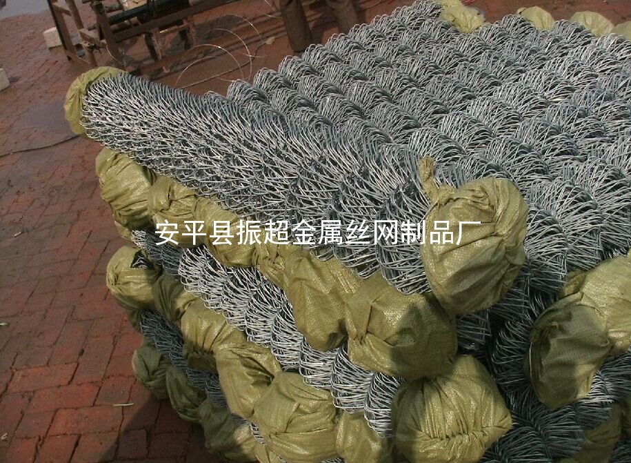 勾花網廠家-安平縣振超金屬絲網制品廠www.szalgfl.cn
